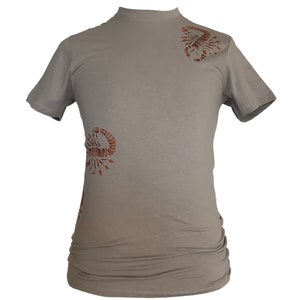 Grey Scorpio handprinted graphic art T-shirt