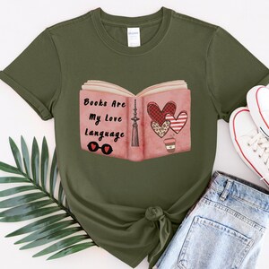 Bücher sind meine Liebe Sprache Shirt, Valentinstag Buch-Liebhaber-Shirt, Geschenk für Buchliebhaber, Bücherwurm Valentinstag Shirt, Bücherwurm Valentinstag