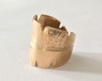 Golden Leaf Ring Adjustable Banana
