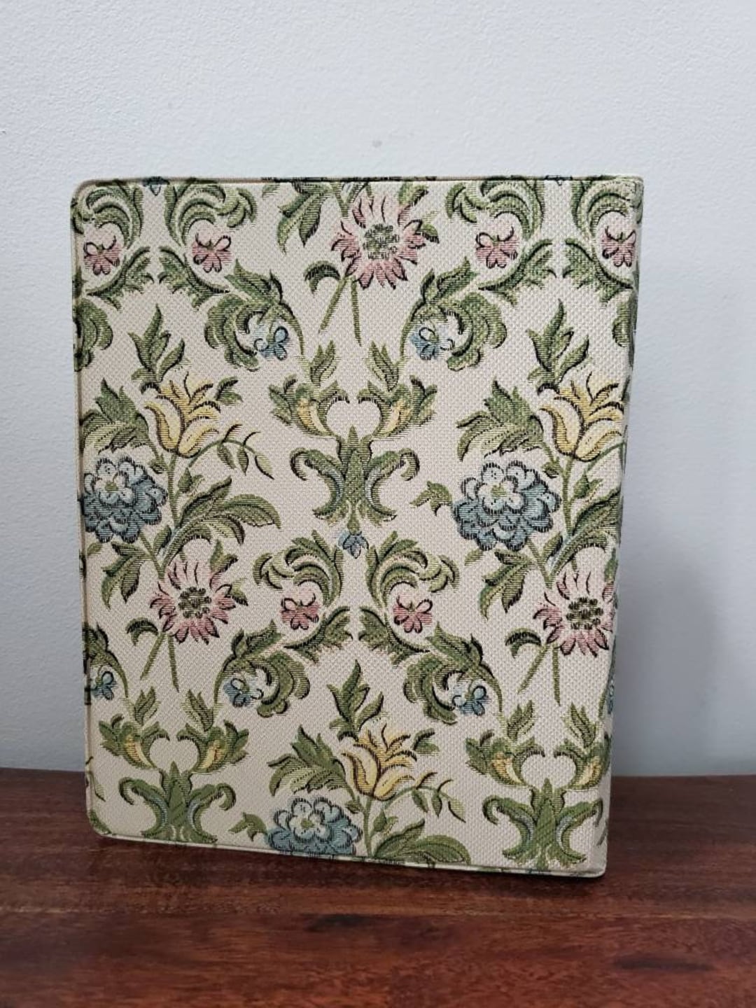 Vintage Sewing Pattern Holder Holds 12 Patterns Etsy