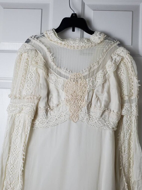 Vintage 1970's Victorian Style Wedding Dress with