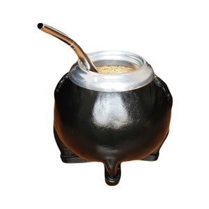 Argentinischer handgemachter Mate aus natürlichem Kürbis und schwarzem Leder, Mate mit Stahlbombilla, Yerba Mate Kürbisbecher, Mate Becher, Mate Cup