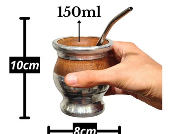 伝統的なアルゼンチンのマテ茶カップ、アルガロボの木材で手作りされ