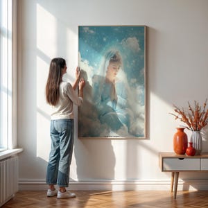 Jungfrau Maria Wandkunst im blauen Himmel mit Sternen, heiterer katholischer Druck der Heiligen Mutter, spirituelles Poster für Gebetsraum oder religiöses Geschenk