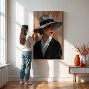 Noir Femme Fatale Wandkunst, Elegantes Vintage Frauenporträt, anspruchsvoller modeästhetischer Druck, zeitloses Wohndekor, gerahmt oder ungerahmt