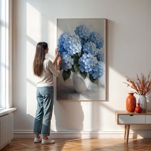 Lámina de hortensia azul en jarrón, elegante póster floral para sala de estar o cocina, regalo botánico para ella, con o sin marco.