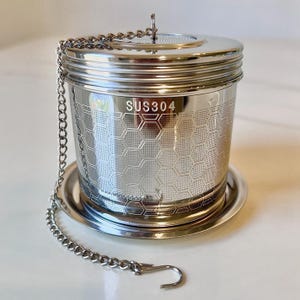 Herbal Tea Strainer, Extra Fine Mesh Stainless Steel Tea Infuser for Loose Leaf, Reusable Tea Bag for Afternoon High Tea, Spice Container