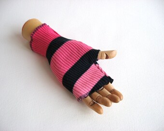 Fingerless Mitts in pink ombre and navy Ready to ship