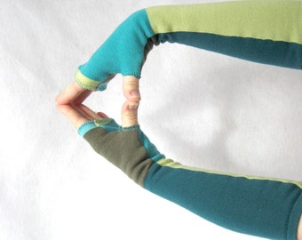 How to make fingerless mitts from sweaters sewing pattern