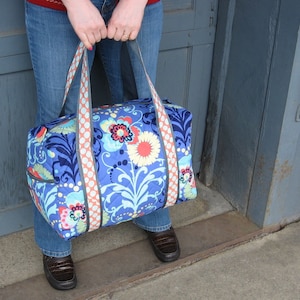 New Duffle Bag Pattern Carry on Sized Travel Duffle with Trolley Sleeve Instant Download sewing pattern image 3