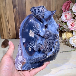 Exquisite!  Large Amethyst Geode Agate Lizard Carving, Hand Carved Purple Druzy Crystal Animal Figurine Home Decor, Healing Crystals Gifts.