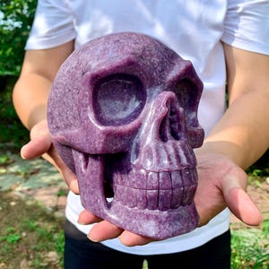 Rare!! 200MM Natural Lepidolite Skull Carving, Hand Carved Purple Mica Crystal Skull Figurine, Home Decor, Healing Crystals Gifts.