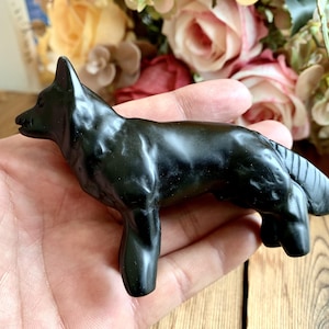 Sculpture de chien-loup en obsidienne naturelle, décoration de bureau animal en cristal sculpté à la main, cadeau en cristal de guérison pour.