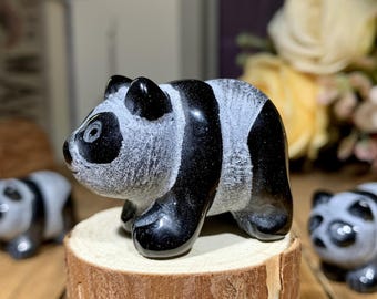 黒曜石パンダ彫刻：癒しのクリスタル動物彫刻 - Etsy 日本