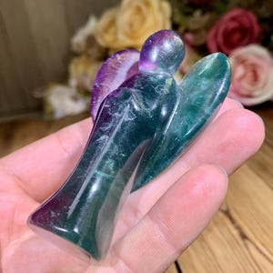 80MM Natural Crystal Angel Figurine Decor, Hand Carved Rainbow Fluorite Fairy Carving for Desk Decor, Healing Crystals Gifts.