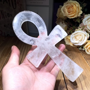 8 &quot;große handgeschnitzte Kristall Ankh Statue mit Regenbogen, Bergkristall-Kreuzschnitzerei, Heilung Chakra-Kristalle Wohnkultur.Random