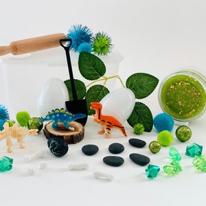 dinosaur themed mini sensory kit for kids