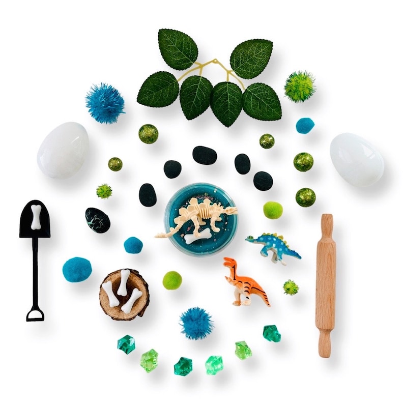 pieces included in kids mini dinosaur themed sensory kit