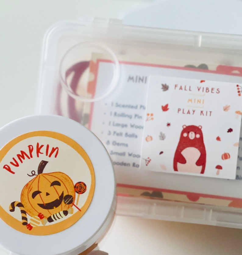 pumpkin scented sensory play dough kit for kids