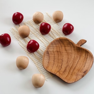 Wooden Apple Counting Set: Montessori Sensory Bin Toy
