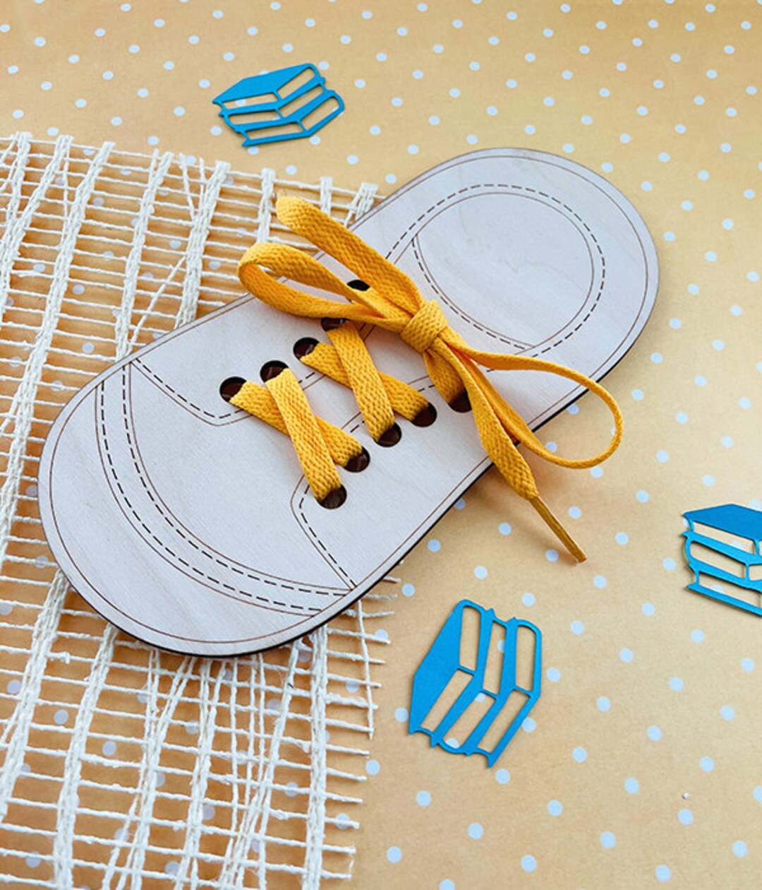 Stunning Shoelace Tying Kits With Magnetic Puzzles image