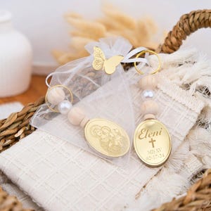 Quinceañera Butterfly Keychain Favors Personalized, Unique Sweet 15 & Sweet 16 Gifts, Mis XV Party Favors for Guest