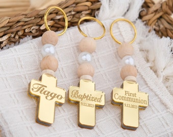 Personalized Cross Kecyhain Baptism Favors for Guests, Custom First Communion Favors, Bautizo Recuerdos, Catholic Christening Boy Gift