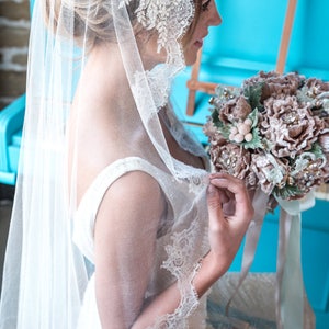 Wedding veil ISABELLE Silk Mantilla Veil with pure silk lace and beaded lace applique', Bridal Veil, Chapel Veil image 3