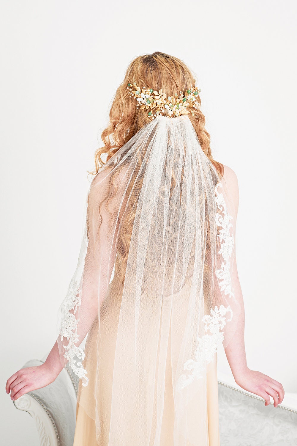 【C15261】VEIL 1.5 LESSON 01 Linzi Jay Single Tier Veil with Pearl and Beaded Edge LA951