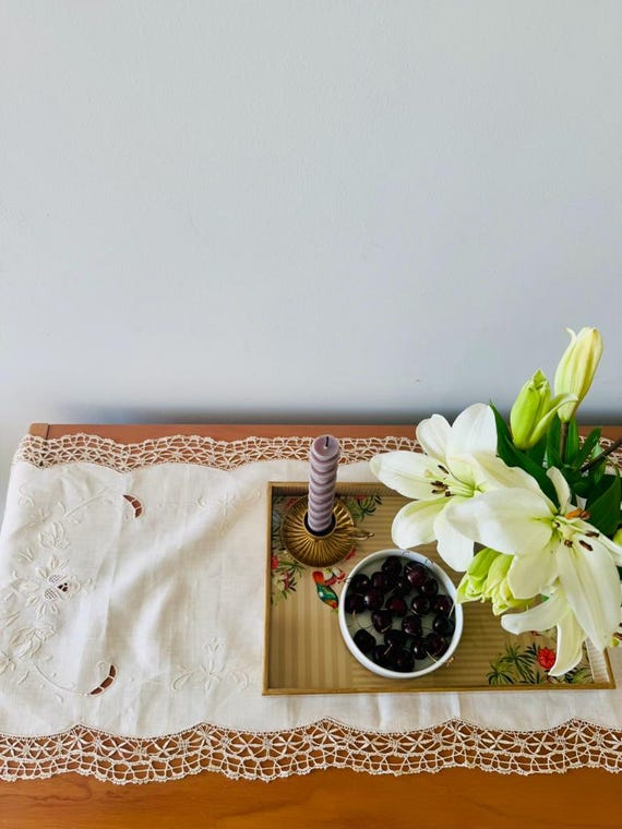 Vintage Linen Table Runner: Belgian Lace Trim, Floral Embroidery