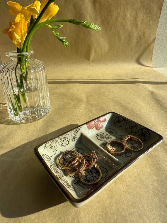 Handcrafted Floral Ceramic Ring Dish: Nightstand Jewelry Holder