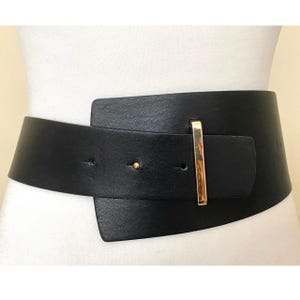 Vintage Extra Wide Black Asymmetrical Leather Belt, 31,5-33  display picture 3