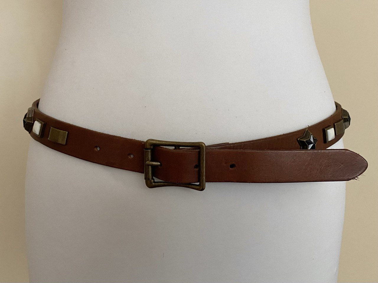 Liebeskind studded thin leather belt. Genuine Leather × LIEBESKIND BERLIN Liebeskind Leather Belt  main image 2