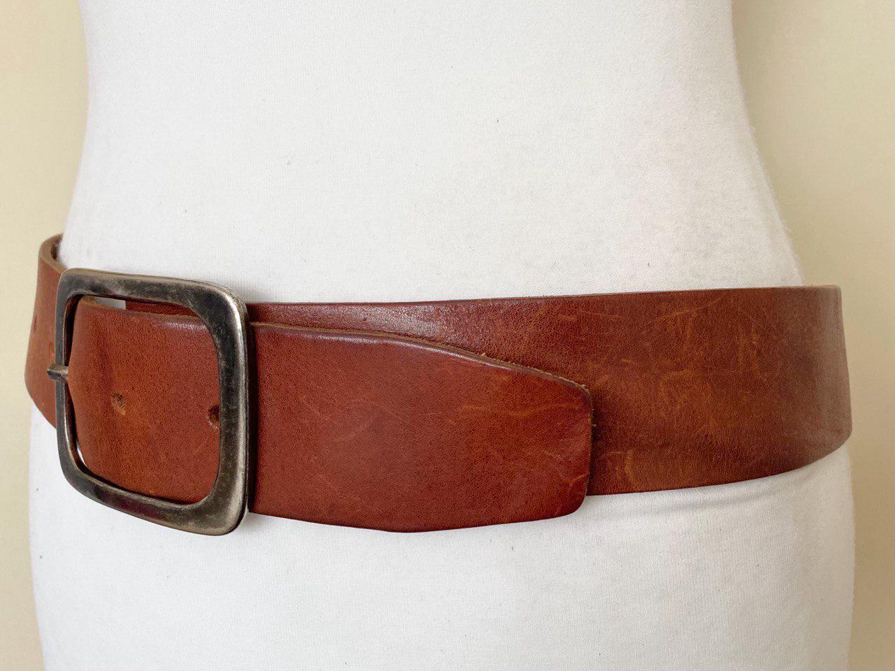 ✨Vintage Milor brown wide leather laser cut western buckle Sz M/L belt✨ Vintage Western Wide Studded Rhinestone Brown Leather Belt  main image 4