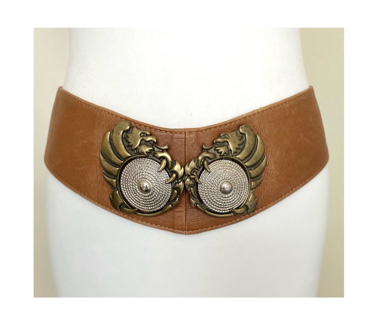 Vintage Leather V Shaped Waist Belt Tan Neutral Back Buckle Medium Large Asymmetrical Wide Leather Belt, V-shaped Brown Leather Belt  main image 2
