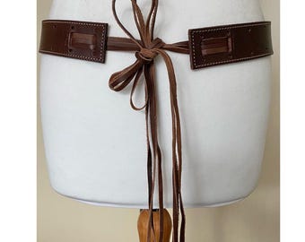 Vintage 1970s Boho Suede Waist Belt With Cowrie Shells  display picture 1