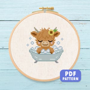 Highland Cow Bath Time Cross Stitch Pattern: Farmhouse Bathroom Decor (PDF Download)