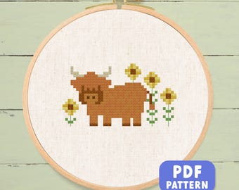 Hooglandkoe onder zonnebloemen kruissteekpatroon, lieve koe modern eenvoudig schattig geteld kruissteekpatroon pdf-bestand direct downloaden