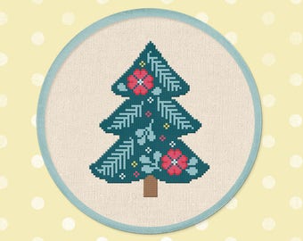 Pretty Christmas Tree Cross Stitch Pattern. Modern Simple Cute Winter Holiday Counted Cross Stitch PDF Pattern. Instant Download