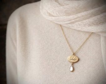 Tawakkul (Reliance) Islamic Calligraphy Necklace