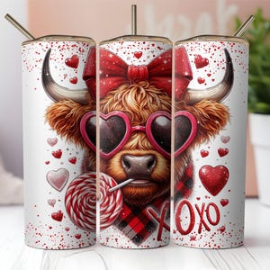 Vaso de vaca de las tierras altas con purpurina Xoxo, diseños de sublimación de vaso delgado de 20 oz, diseño de vaso de coqueta de San Valentín occidental PNG digital