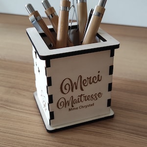 Portalápices personalizable, gracias profesor/Atsem