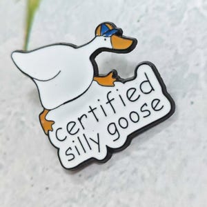 Goose Enamel Pin: Silly Goose Badge, Light-Gold-Plated