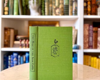 Edição vintage de 'A Casa das Sete Torres' – Edição Heritage Press de 1963 com estojo.