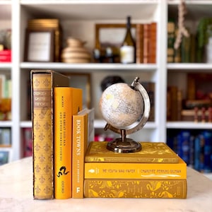 Yellow Hardcover Classics Book Set: Pride & Prejudice, Three Musketeers