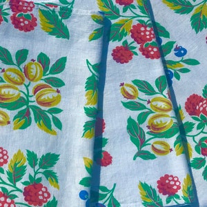 Vintage Mid Century Cotton Fruit Berries Napkins or Placemats