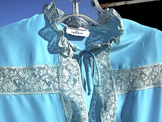 Vintage Rayon 40s Satin Nightgown Set FROZEN BLUE