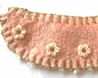 Vintage Italian Antique Wool Pearl Studded Collar Pink