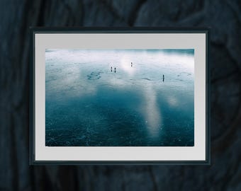 Fotografía de paisaje helado en silencio congelado – Arte mural minimalista de invierno