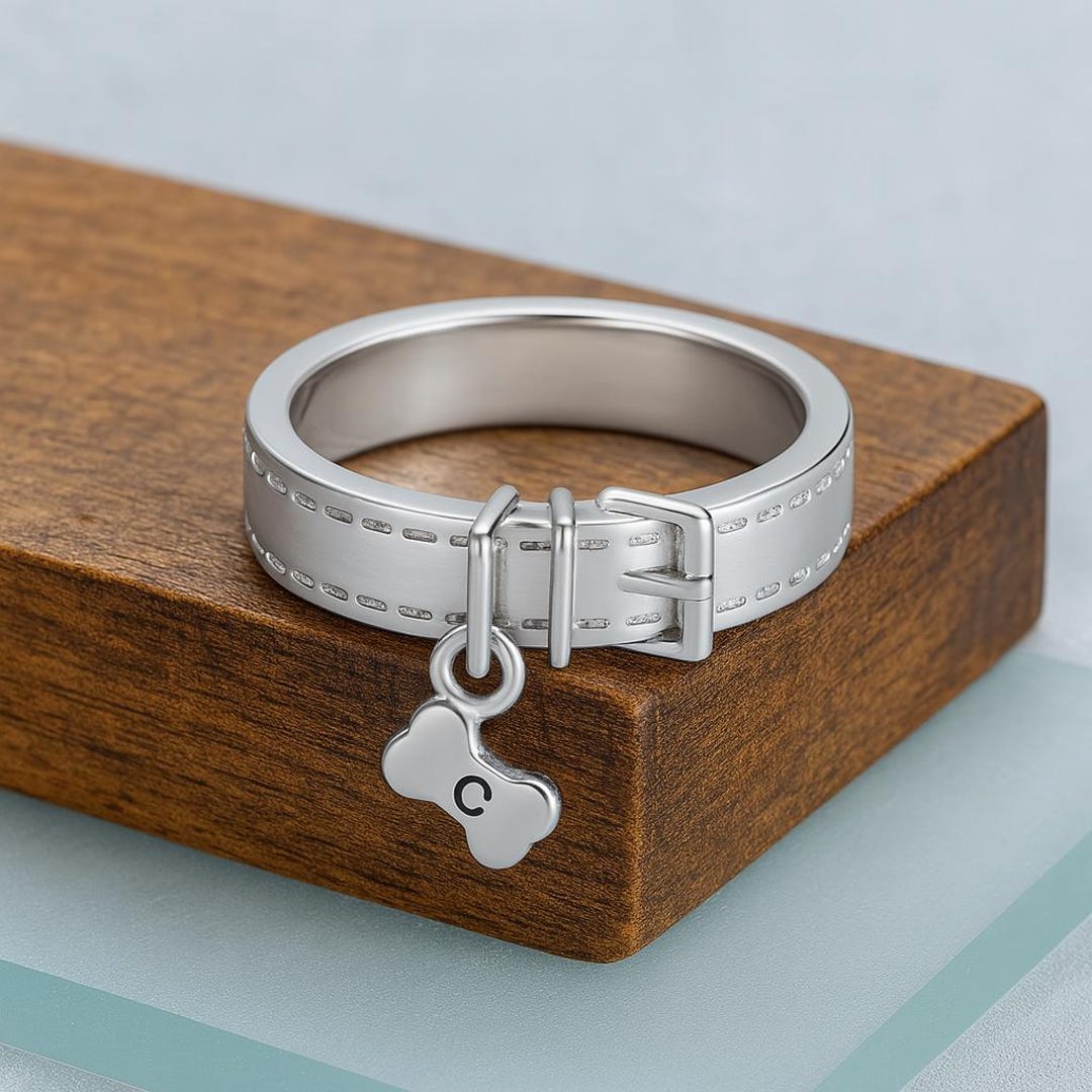 Personalized Pet Ring | Dainty Memorial Paw Charm With Pet Name ...